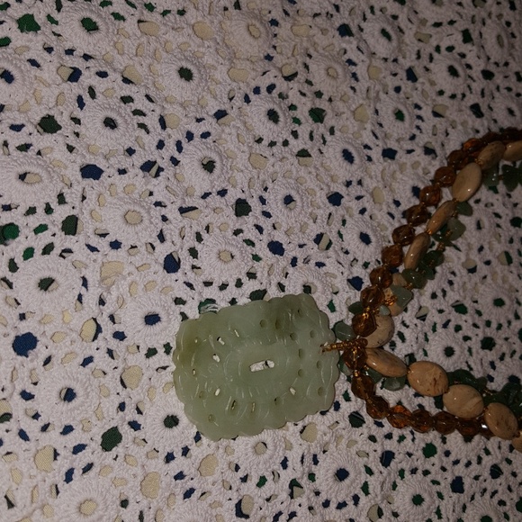 Cookie Lee multi strand jade, rose quartz necklace - Picture 3 of 4